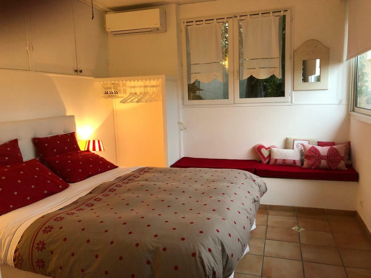 Les Grimaldines - Maison D'Hotes Cagnes-sur-Mer Exterior photo